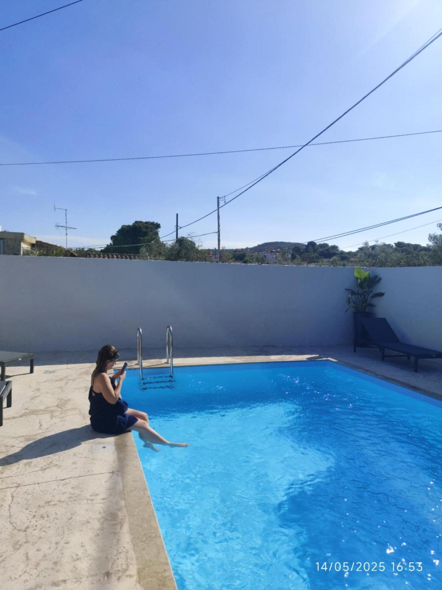 شقة Johnson House Rafína المظهر الخارجي الصورة